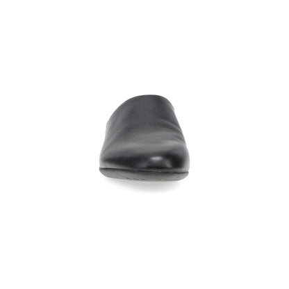 Toe image of Lysa Black