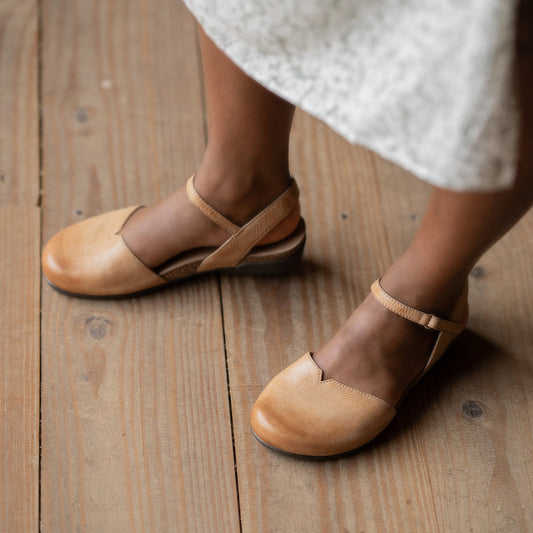 Rowan Wide Honey Distressed