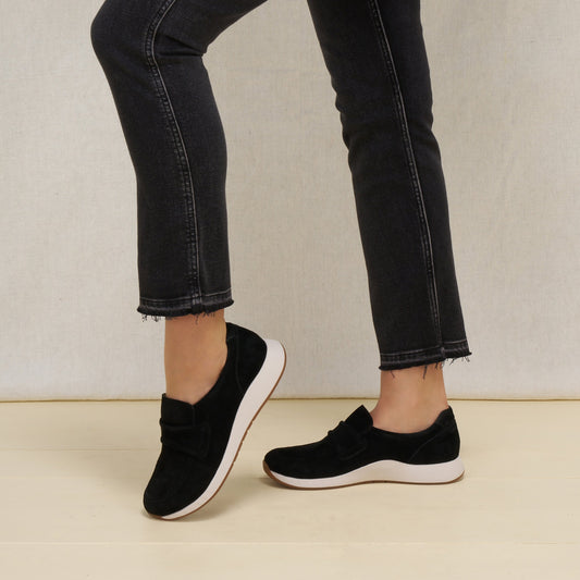 Clementine Black Nubuck