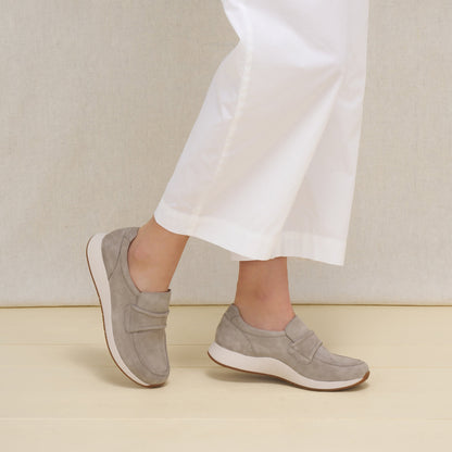 Clementine Light Grey Nubuck