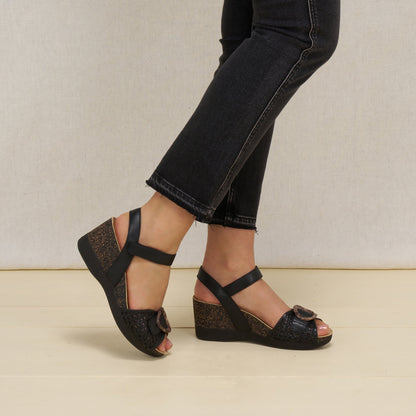Stella Black Woven