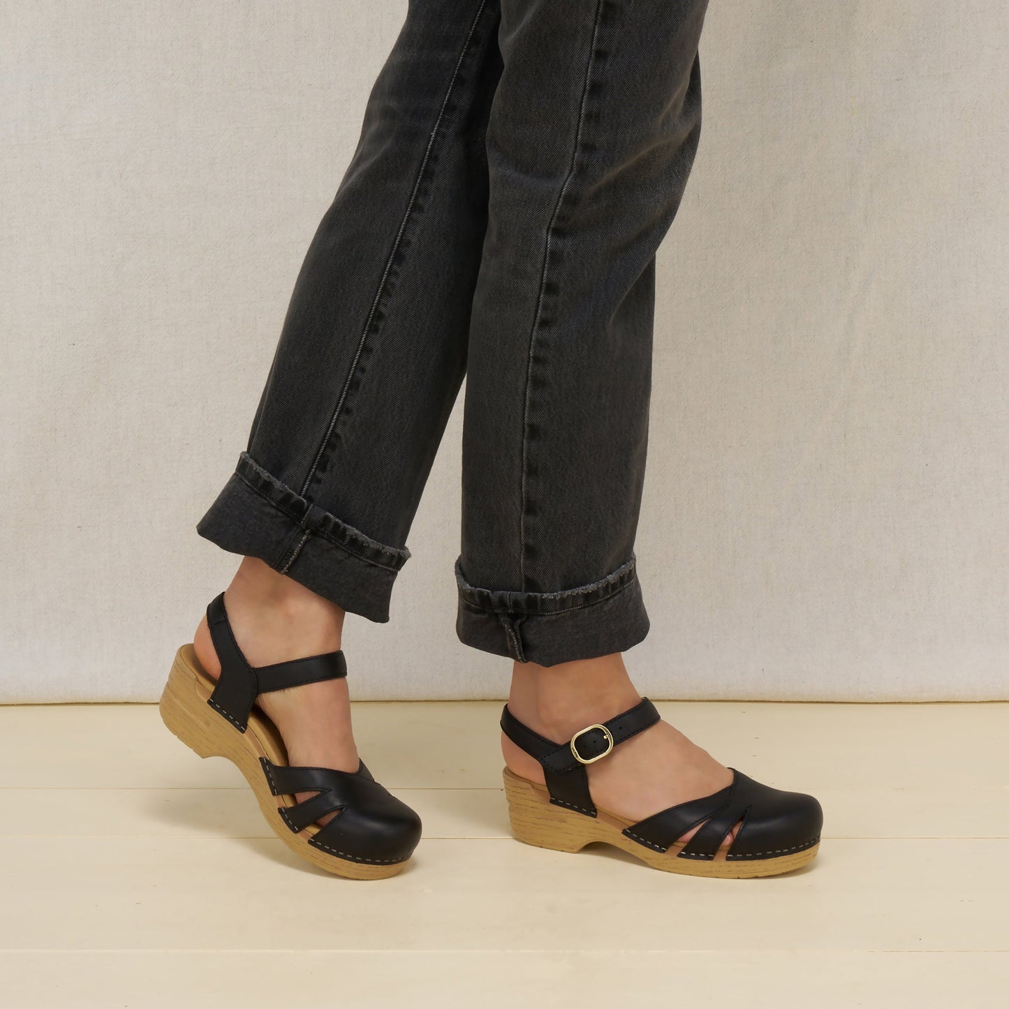 Margreta Black Leather