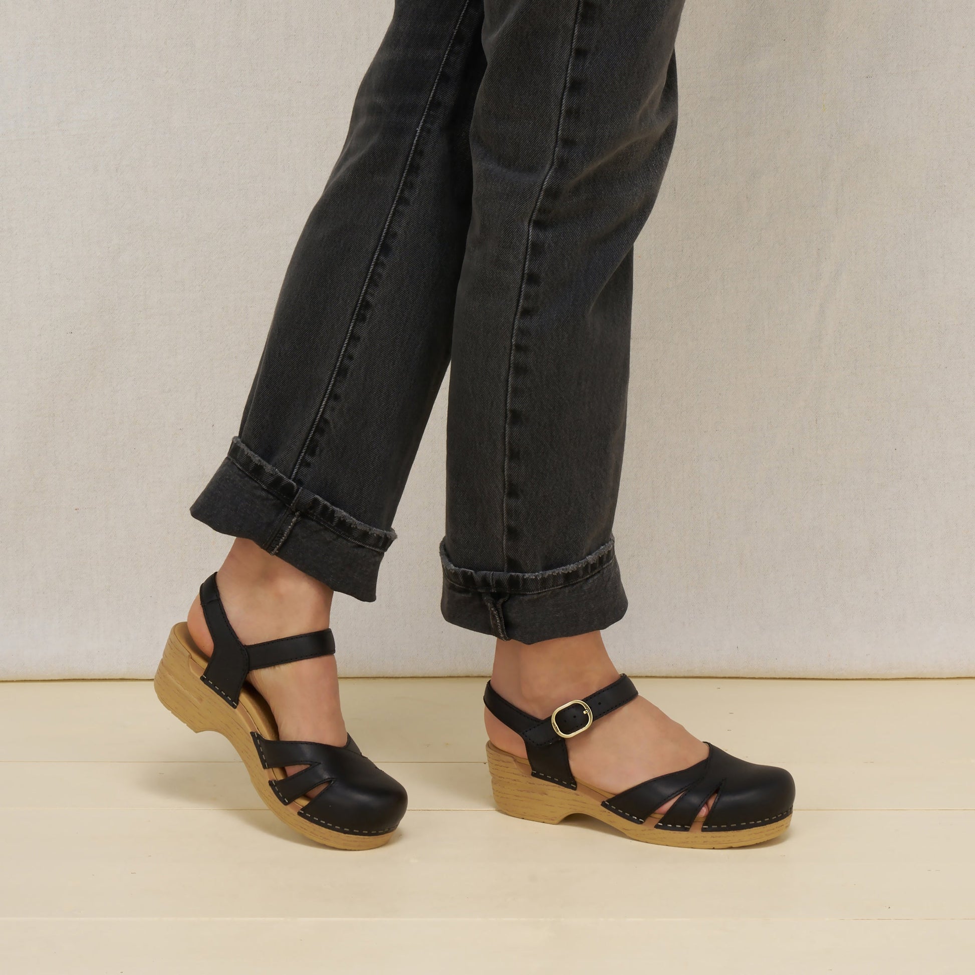 Margreta Black Leather